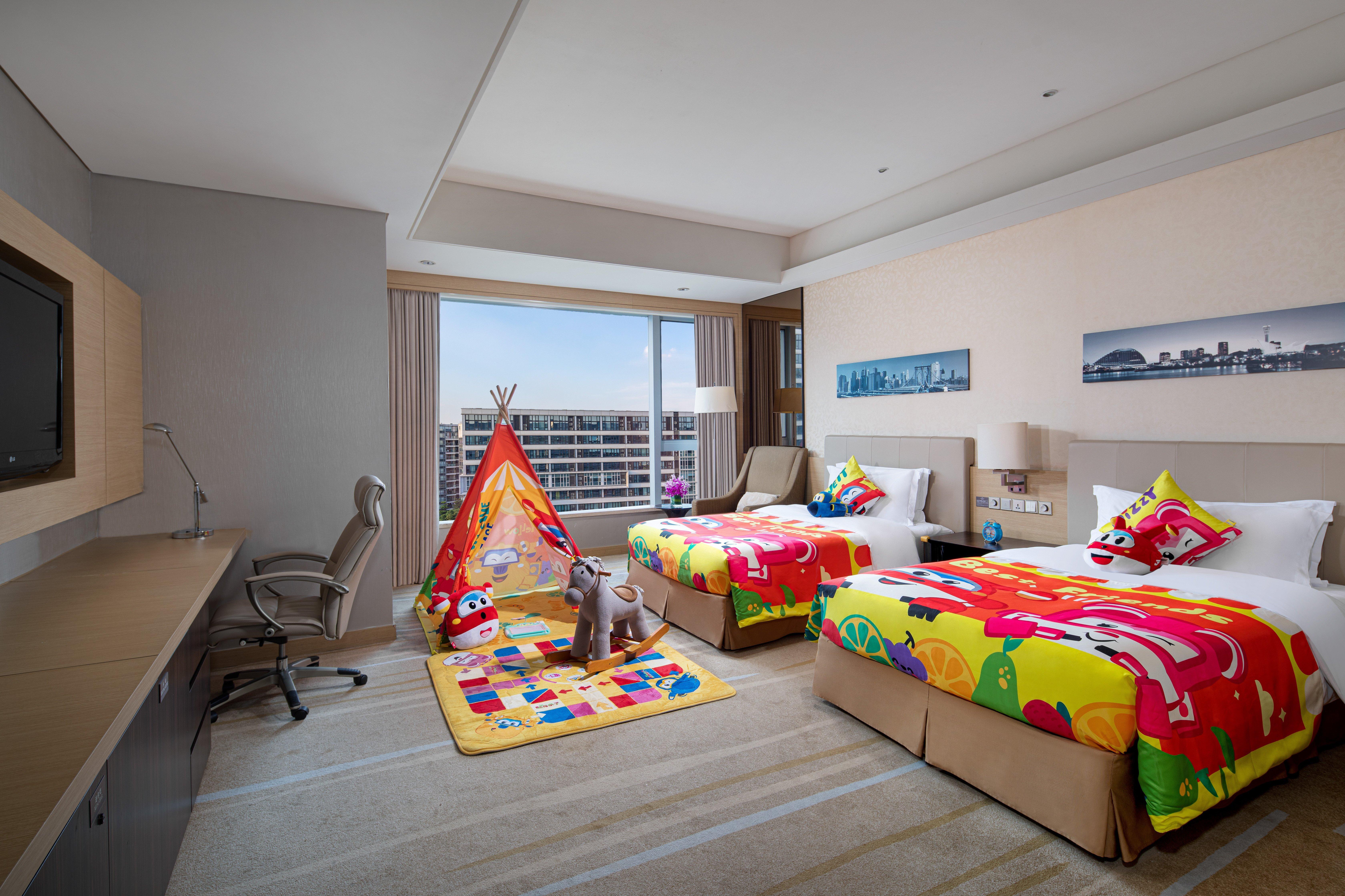 Crowne Plaza Guangzhou Huadu By Ihg - Free Shuttle Bus Between Hotel To Exhibition Center During Canton Fair Zewnętrze zdjęcie