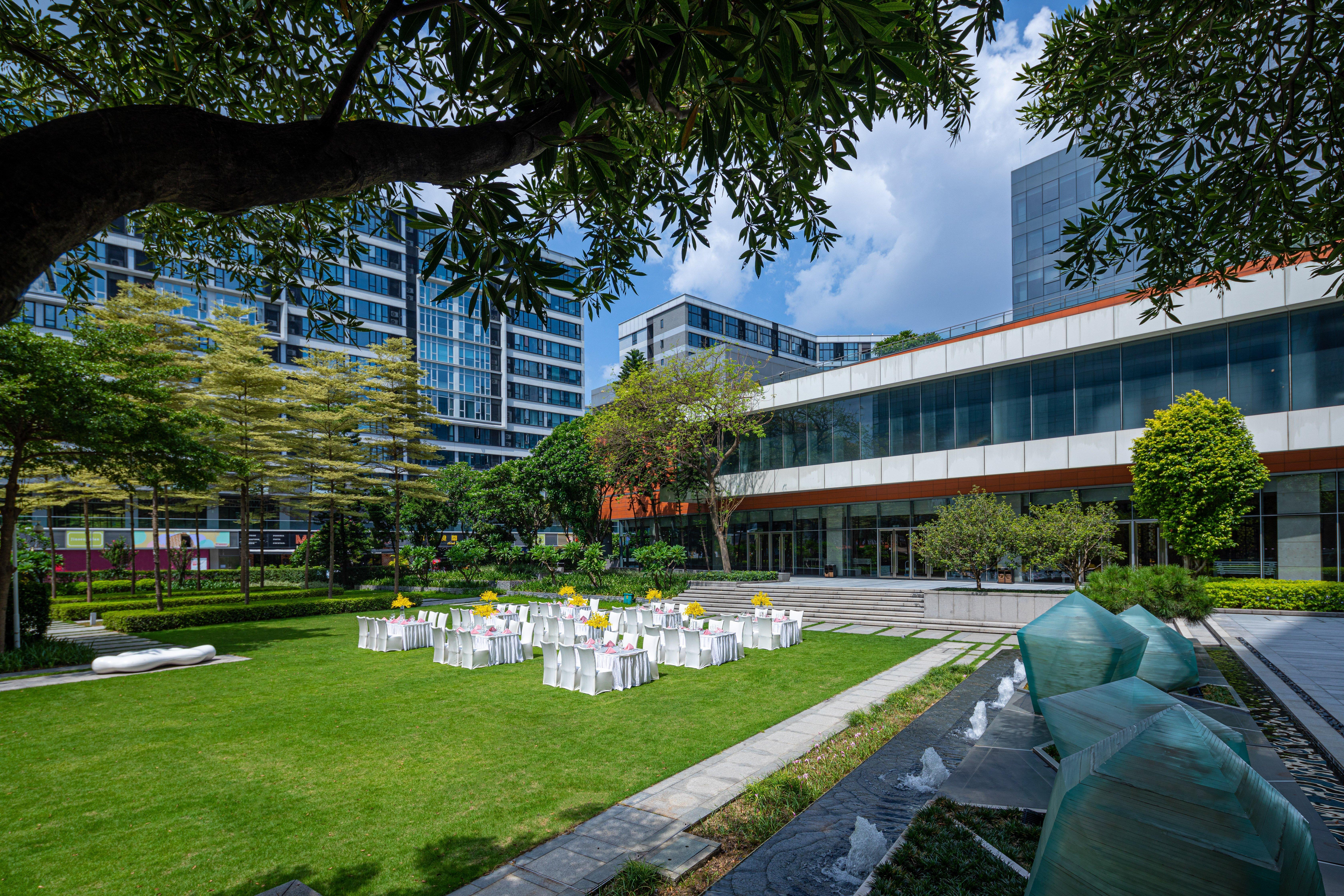 Crowne Plaza Guangzhou Huadu By Ihg - Free Shuttle Bus Between Hotel To Exhibition Center During Canton Fair Zewnętrze zdjęcie