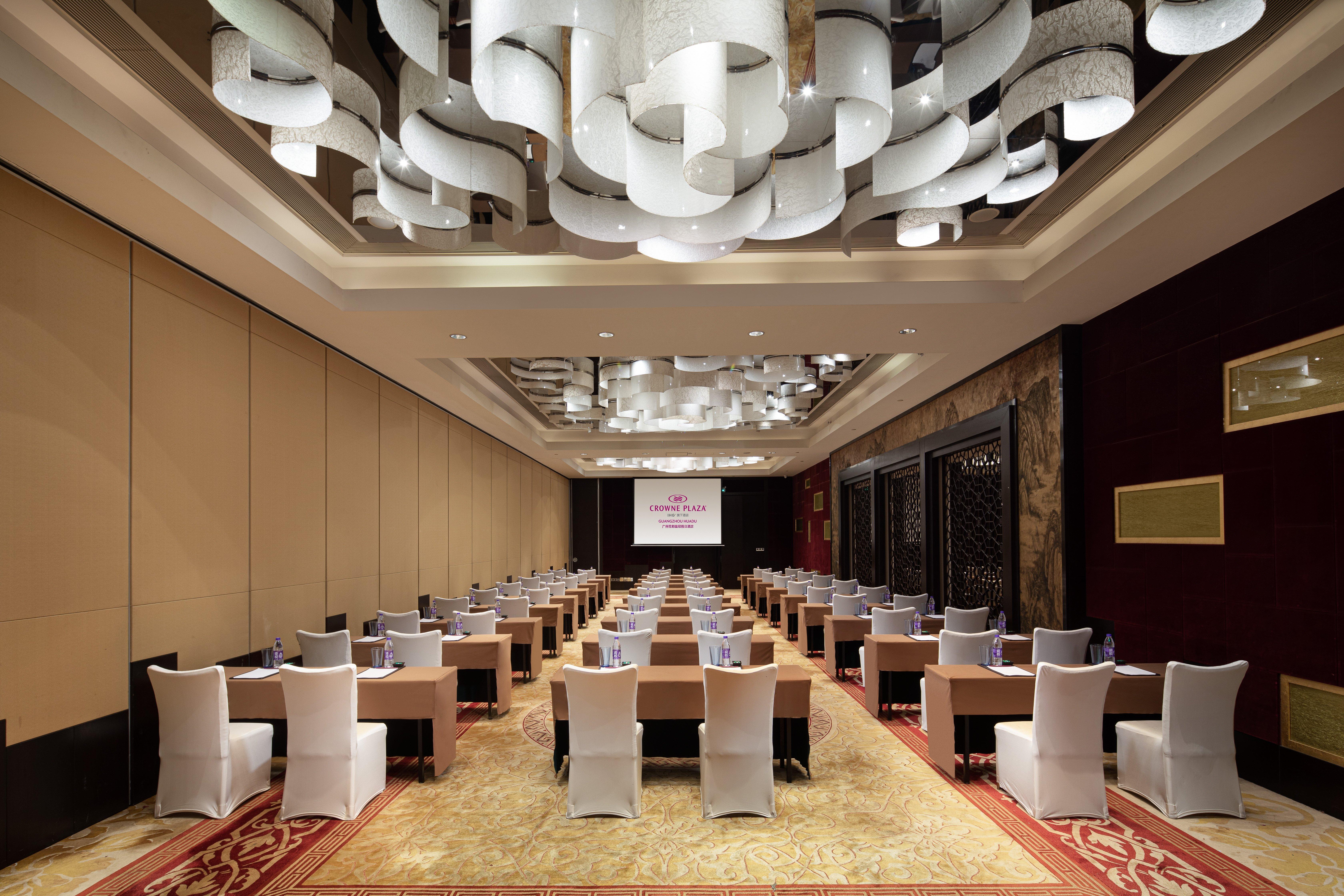 Crowne Plaza Guangzhou Huadu By Ihg - Free Shuttle Bus Between Hotel To Exhibition Center During Canton Fair Zewnętrze zdjęcie