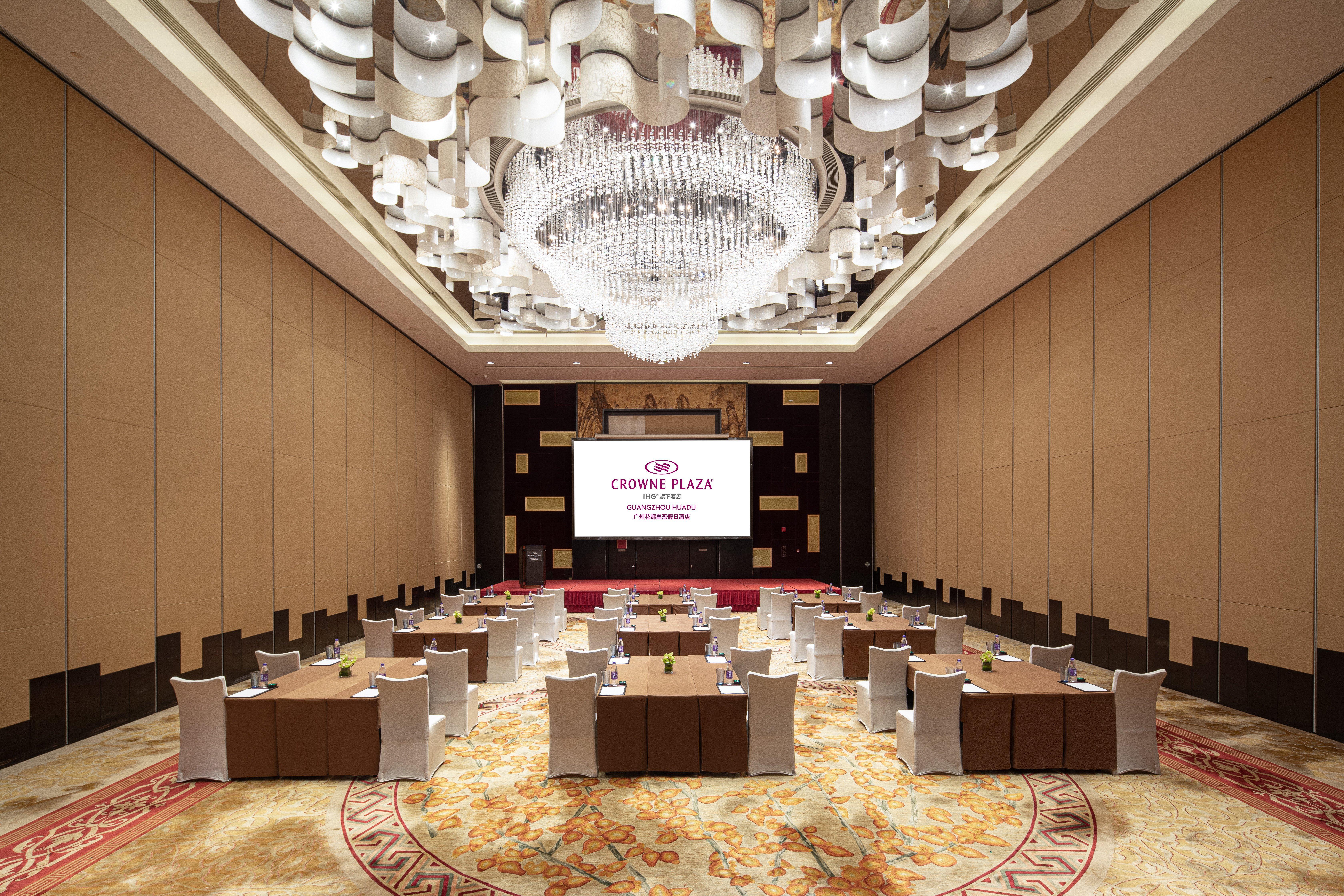 Crowne Plaza Guangzhou Huadu By Ihg - Free Shuttle Bus Between Hotel To Exhibition Center During Canton Fair Zewnętrze zdjęcie